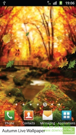 金色秋天動態(tài)壁紙客戶端(Autumn Live Wallpaper) v1.13 安卓版 1