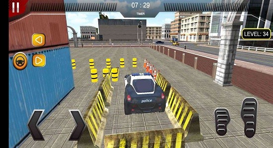警車停車場(chǎng)模擬器 v1.3 安卓版 2