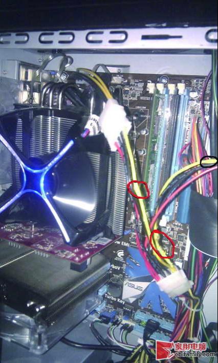 電腦自動(dòng)重啟 發(fā)現(xiàn)有根電源線都燙軟了